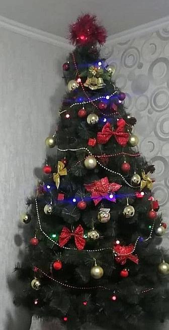 Елка искуственная