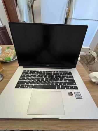 Продам ноутбук HUAWEI MateBook D15