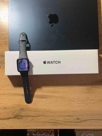 Apple Watch  44 мм
