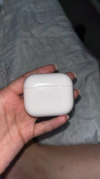 Кейс для наушников airpods 2 поколение