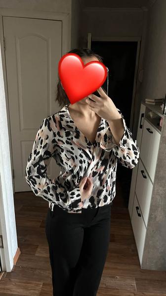 Женским рубашка