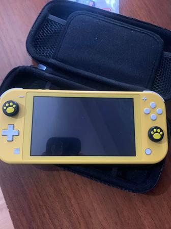 Портативная консоль Nintendo Switch Lite