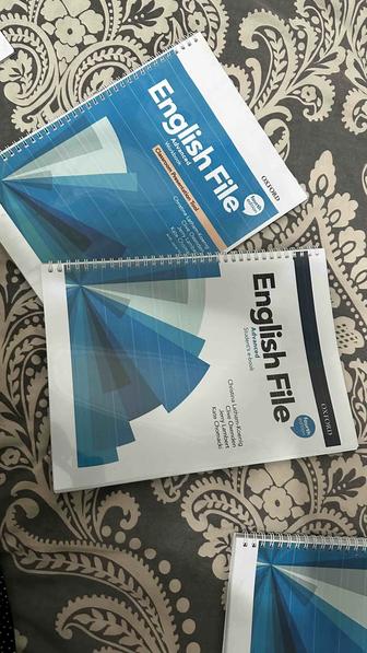 Учебник English file