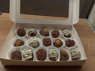 Продажа финики в шоколаде