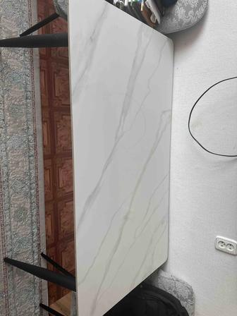 Стол кухонный