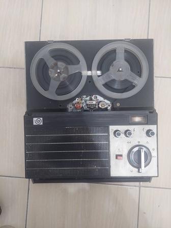 Магнитофон Романтик