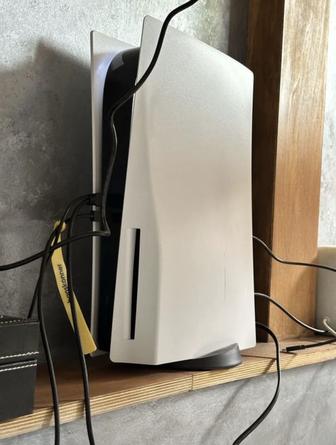 PlayStation 5 с дисководом