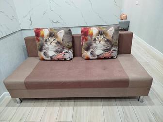 Продам б/у диван