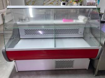 Продается все для кафе .столы диваны ,холодильники