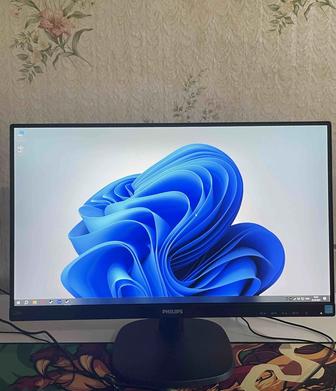 Монитор philips