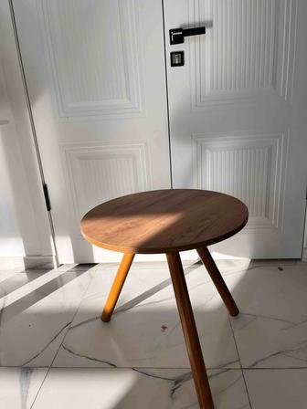 Журнальный столик