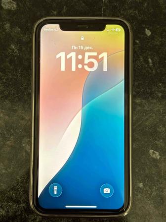 Мобильный телефон