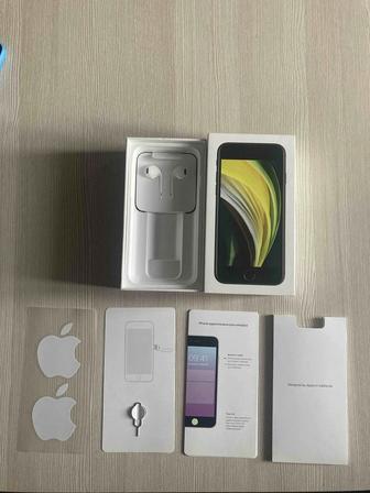 Продам IPhone SE 2020 на 128 Гб