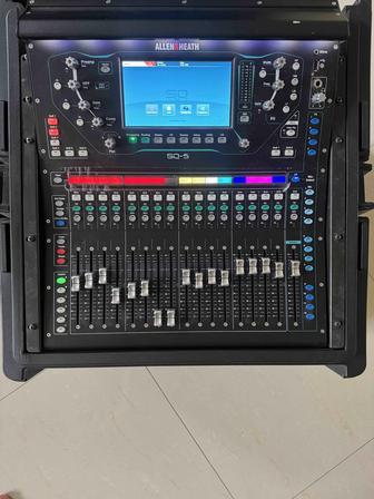 Allen Heath SQ-5 микшерный пульт