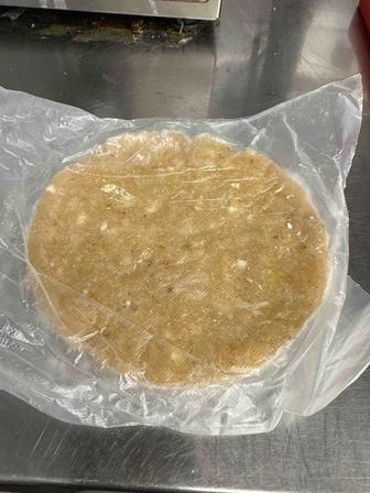 Кафе фастфуд орталыктарына дайын бургердин котлеттери бар оте жогаргы сапа