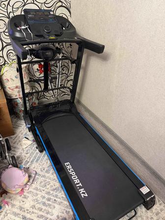 Беговая дорожка новая