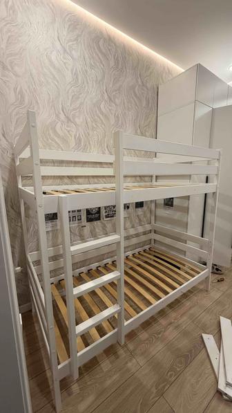 Двухъярусная кровать