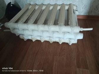 Продам чугунные батареи 3 шт две по 7 секций,одна 6 секций. Торг уместен!