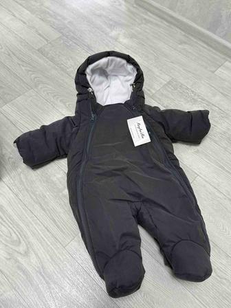 Продам детский комбинезон зима