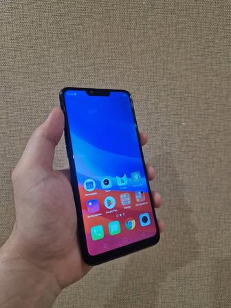 Oppo A3s 16гб черный