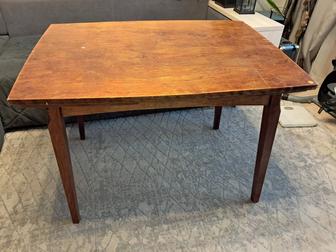 Продам стол