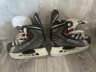 Продам профессиональные хоккейные коньки