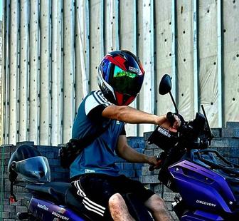 Шлем для мопеда