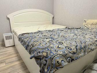 Продам двуспальную кровать