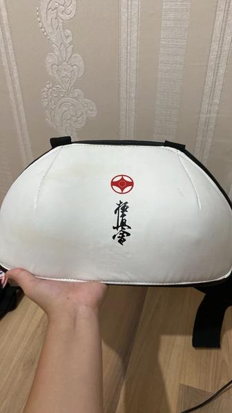 Продам нагрудник для каратистов!