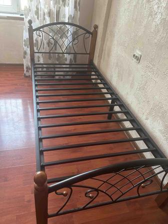 Продам кровать