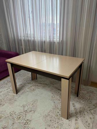 Продам стол в отличном состоянии