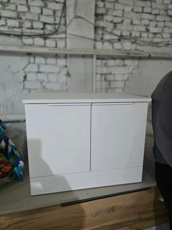 Продам обувницу