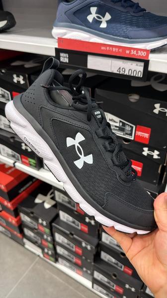 Кроссовки under armour