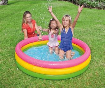 Детский надувной бассейн Intex