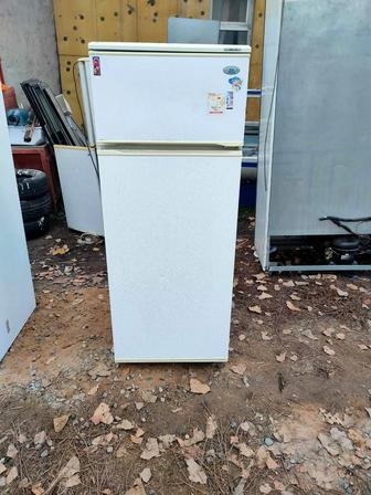 Холодильник продам