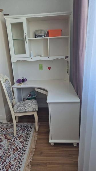 Продам гарнитур для подростка