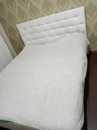 Спальный гарнитур б/у