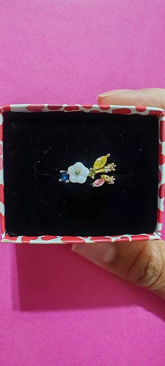 Кольцо с цветочками