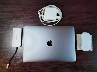 Продам Macbook pro 2017