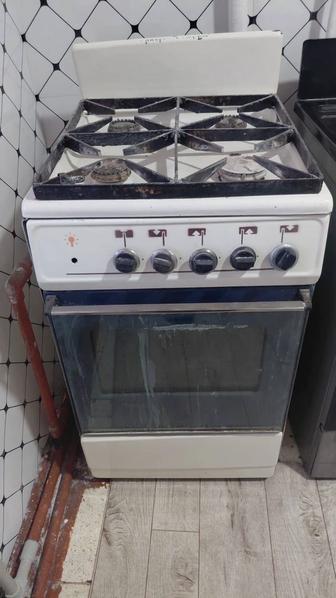 Продам газовую плиту срочно