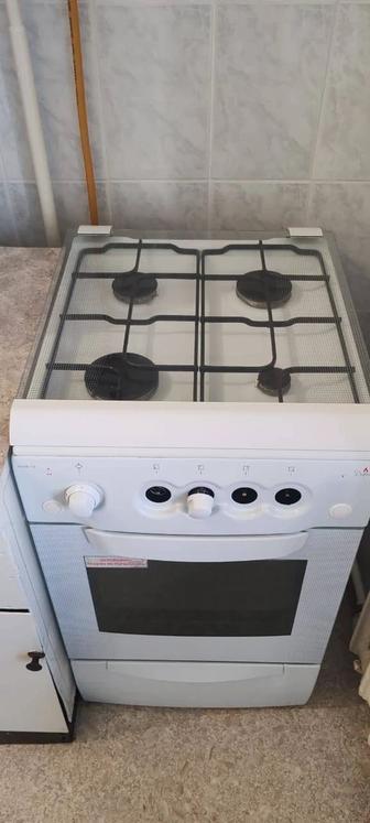 Продам газовую плиту