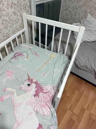 кровать