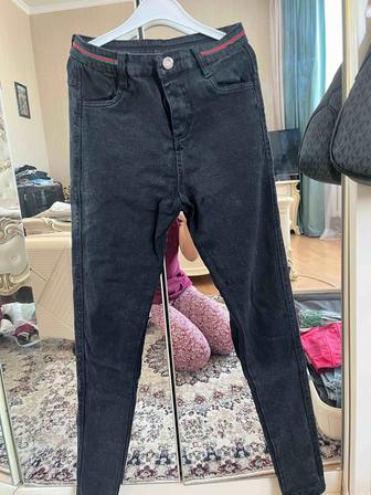 Продам джинсы скини