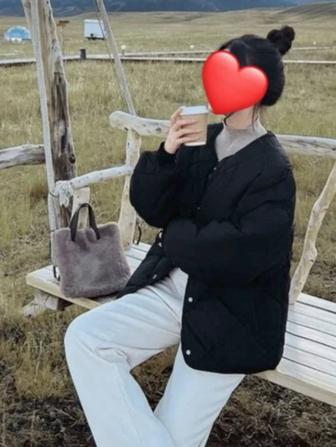 Продам женскую куртку