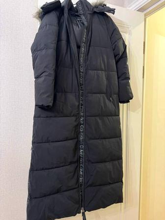 Продам пуховик Calvin Klein оригинал