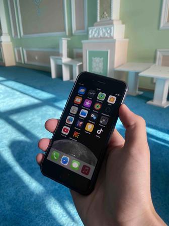 iPhone SE 2020 64 GB