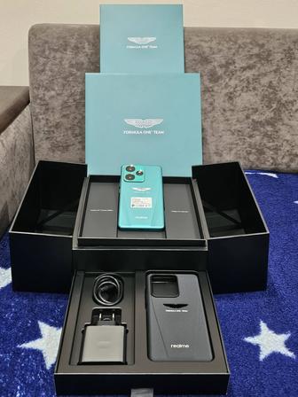 Продается телефон Эксклюзивный Realme gt 7 dream Edition
