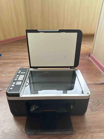 Продам принтер HP DeskJet F4180