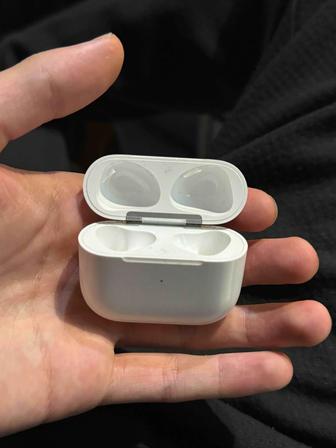 AirPods кейс (футляр) оригинал