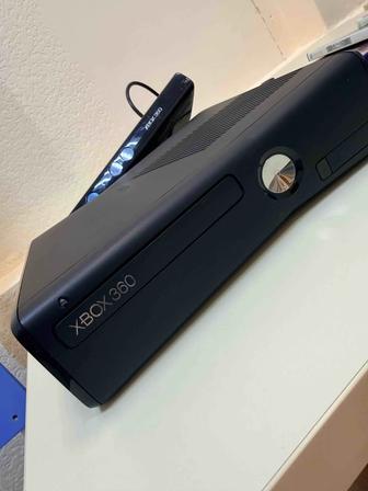 Продам игровую приставку X-Box360